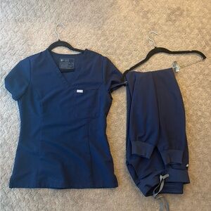 Figs Navy Scrub Set